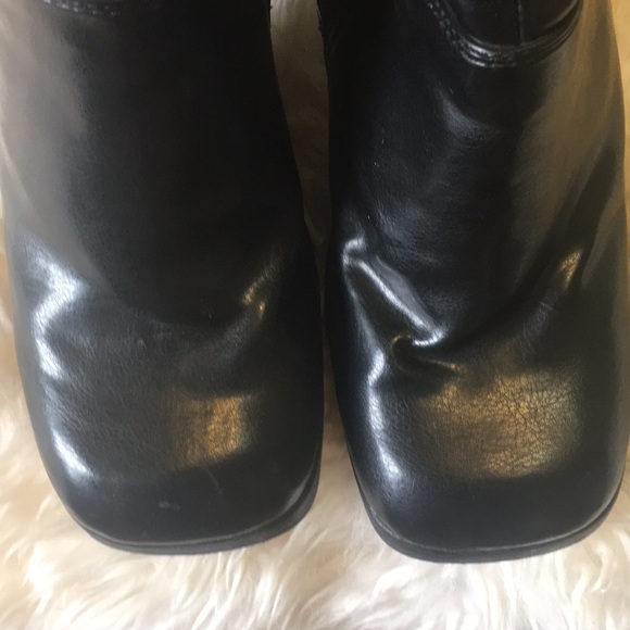 Sold Y2K Black heeled boots - Picture 3 of 4